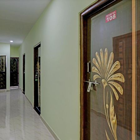 Spot On Hotel Leo Star Chandrapur Exterior foto