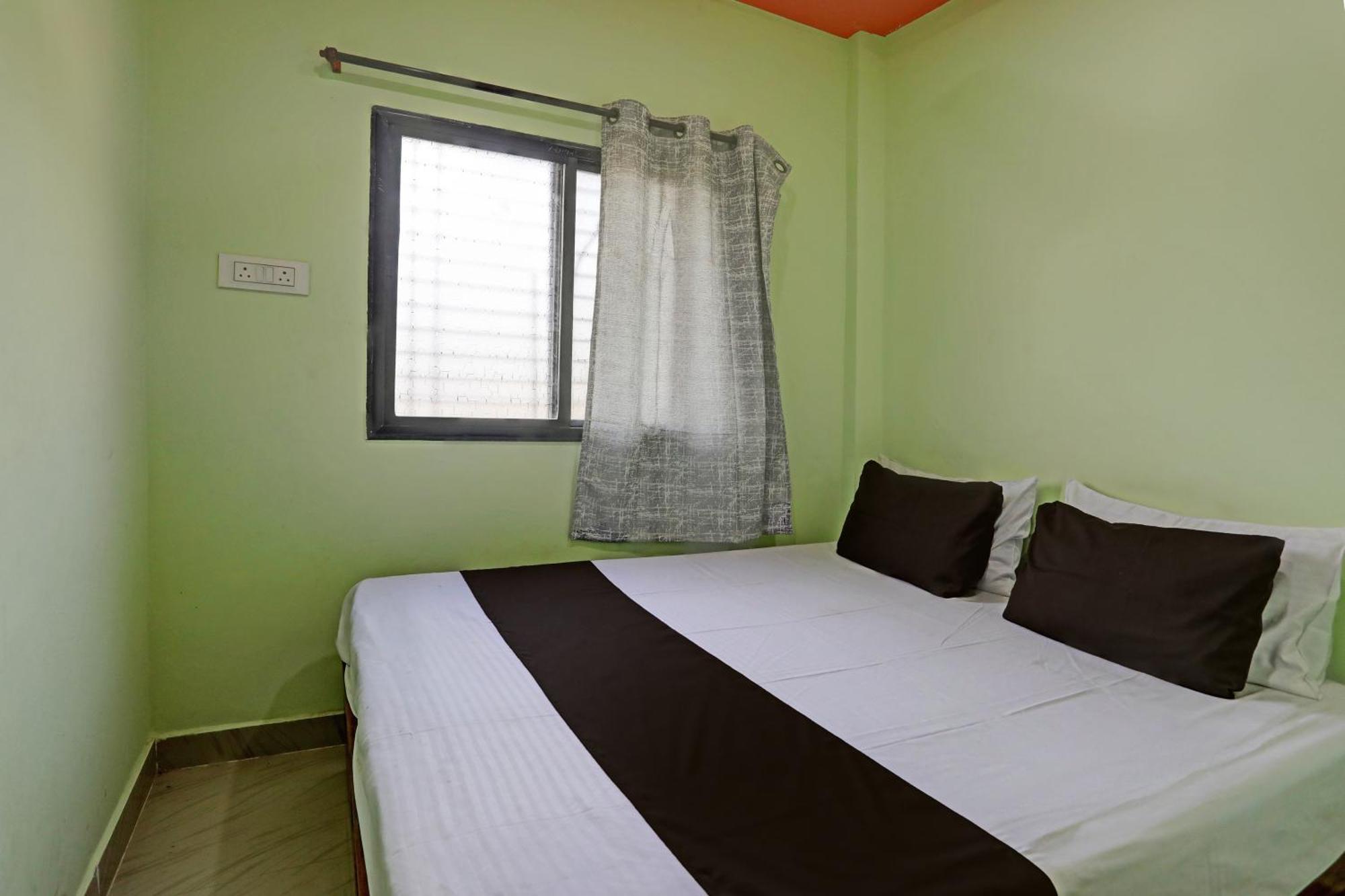 Spot On Hotel Leo Star Chandrapur Exterior foto