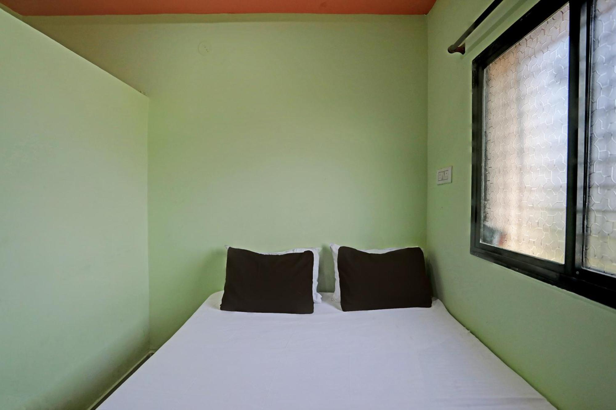 Spot On Hotel Leo Star Chandrapur Exterior foto