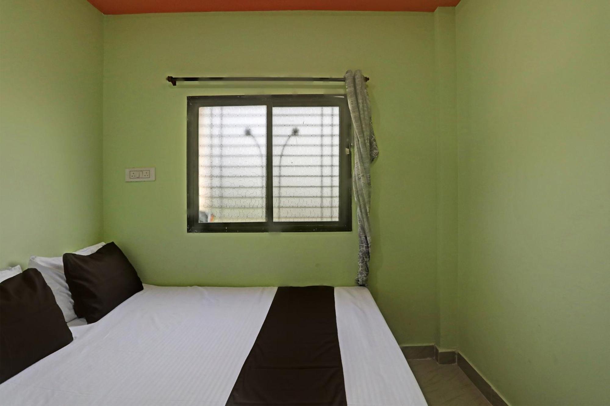 Spot On Hotel Leo Star Chandrapur Exterior foto