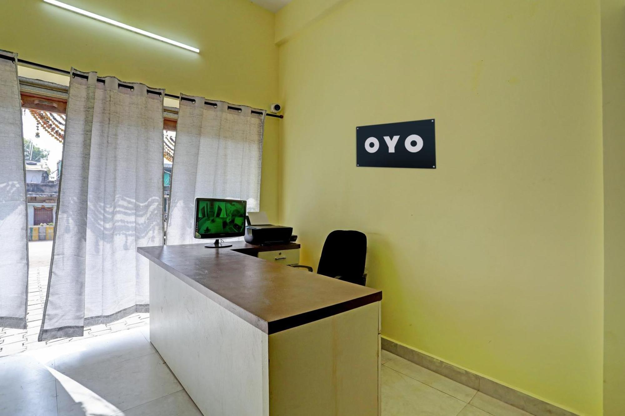 Spot On Hotel Leo Star Chandrapur Exterior foto